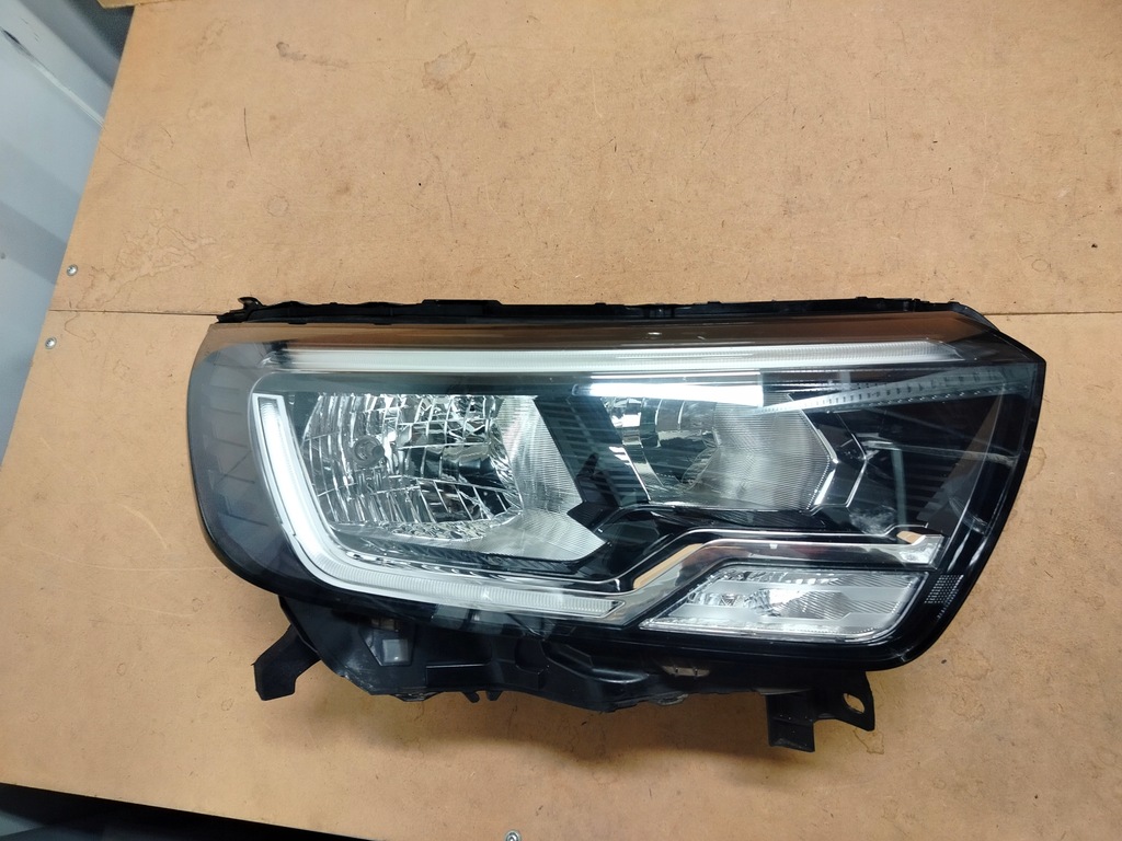 фото №8, Renault kangoo iv звичайна лампа права