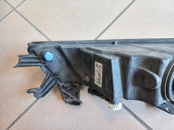 фото №10, Фара противотуманный skoda оригинальный номер 5ja 941 700 d