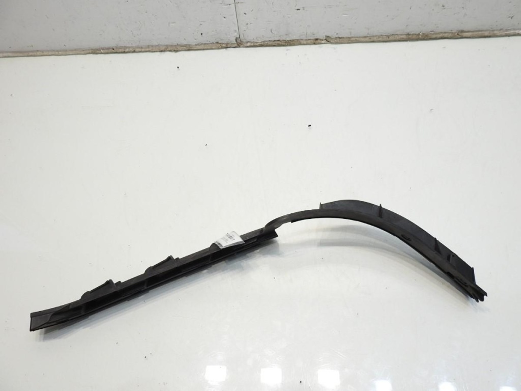 Напрямна бампера лівий задня porsche cayenne i 7l5807393 в Україні