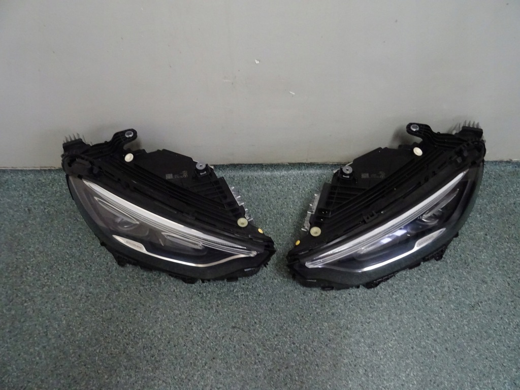 фото №7, Mercedes glc 254 x254 лампы передние digital light