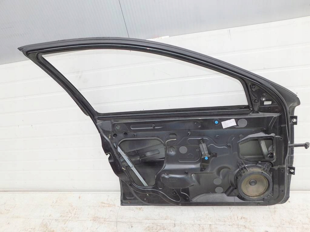 фото №9, Volvo v70 2.4 d5 2002r двері лівий перед