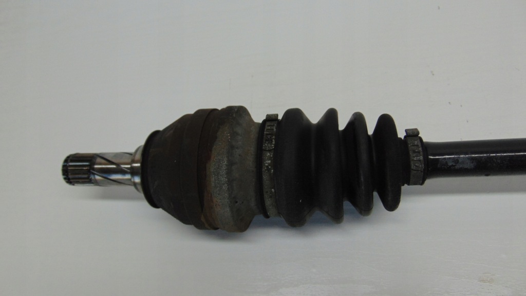 | opel astra h 3 1.4 16v привідний вал правий перед довга Недорого