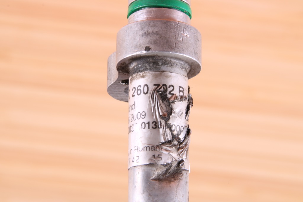 фото №12, Audi a8 d4 трубка wąż шланг кондиціонера 4h0260701q