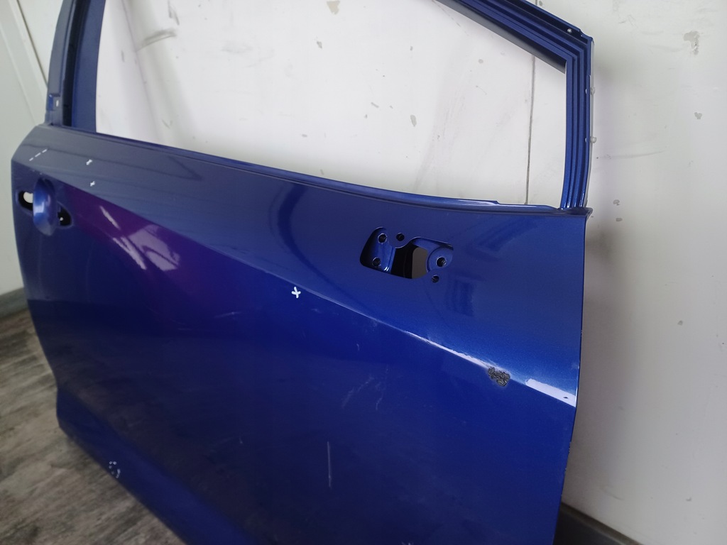 фото №6, Дверь -- toyota corolla e21 -- хэтчбек - sedan - kombi -- передние правое