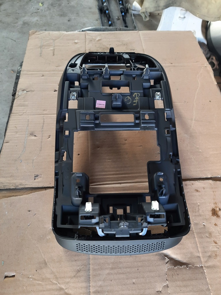 фото №5, Scenic iv 1.2 tce панель рамка тунель