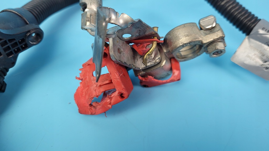 Mercedes w218 cls 350 3.0 cdi жгут трубопровод генератора a2124406413 Доставка