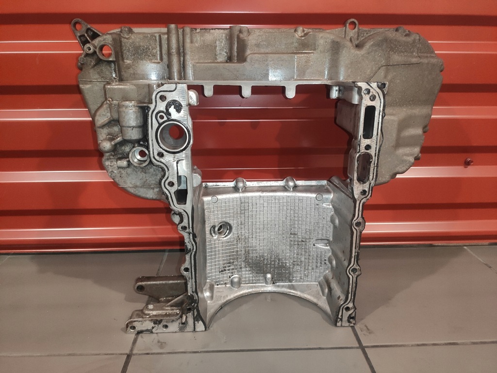фото №1, Audi q7 4l 3.0tdi cjg cjga a7 4g основа картер картера масляний 059103603ek
