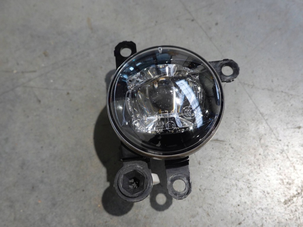 фото №1, Opel corsa f mokka ii b insignia протитуманна фара led drl правий