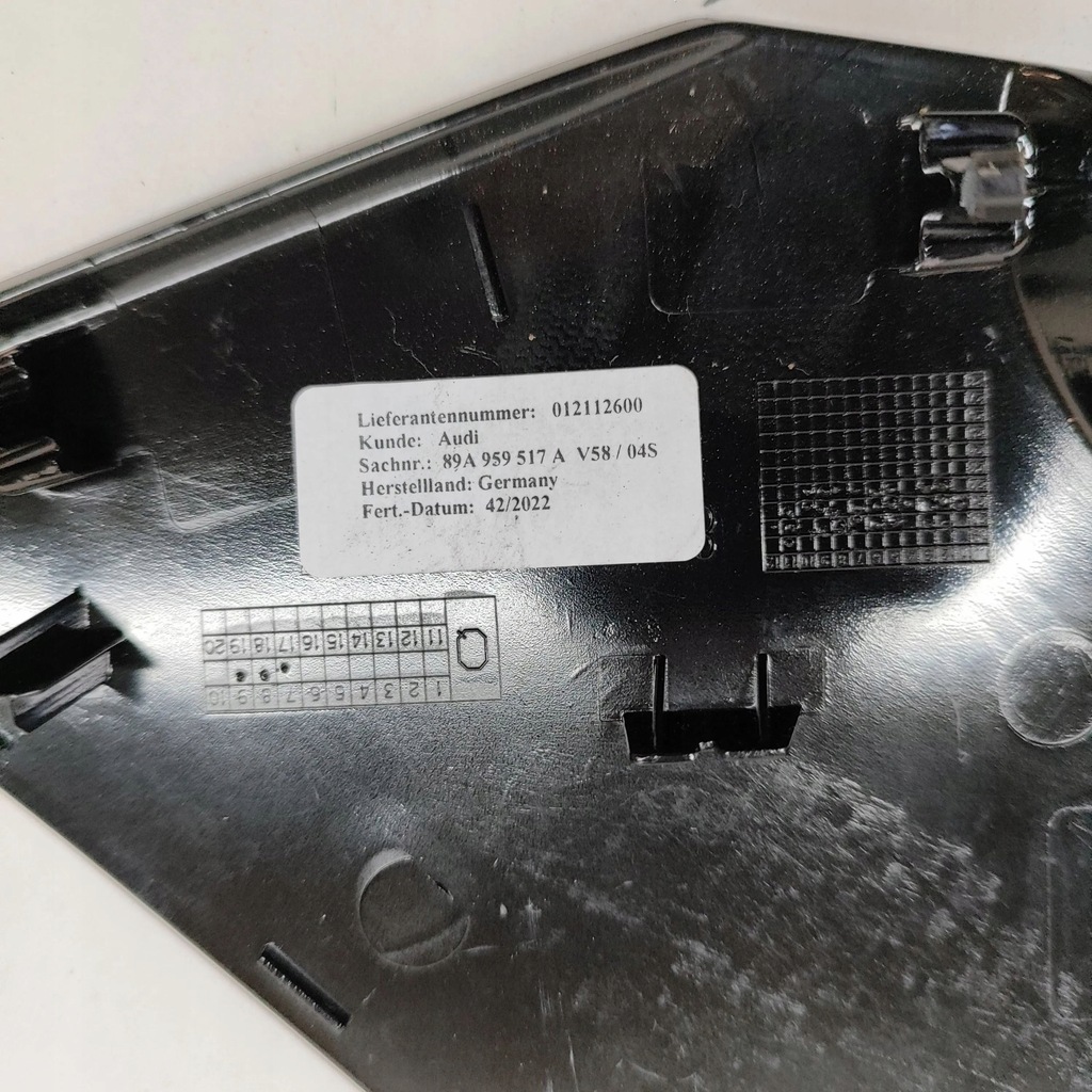 фото №7, Audi q4 sportback e-tron 2022 левая сторона обшивки / обшивка дверь передних