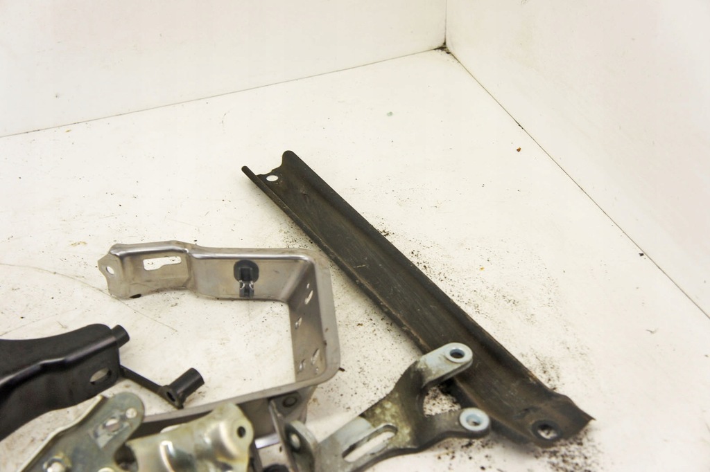 фото №5, Lh124 suzuki swift vi кронштейны крепления крепления