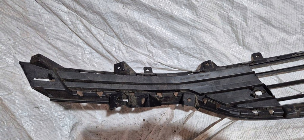 Купить Решётка средняя бампера перед opel mokka x 16-