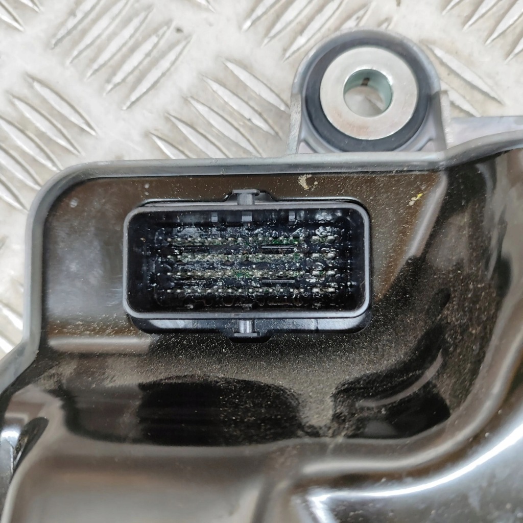 фото №7, Tesla model y 2022 блок управления / модуль комфорта