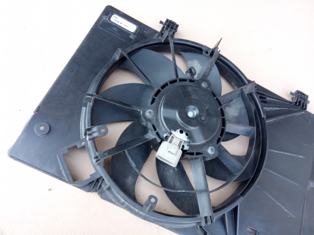 фото №6, Ford fiesta mk7 lift b-max 1.0 eco. - вентилятор радіатора c1b1-8c607-ae