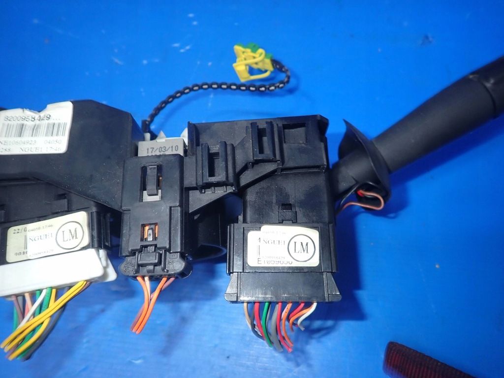 фото №6, Переключатель комбинированный renault twingo ii 8200958429