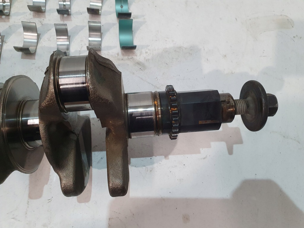 Купити Wał колінчастий вкладиші 7965r dacia renault nissan 1.0 sce b4de411