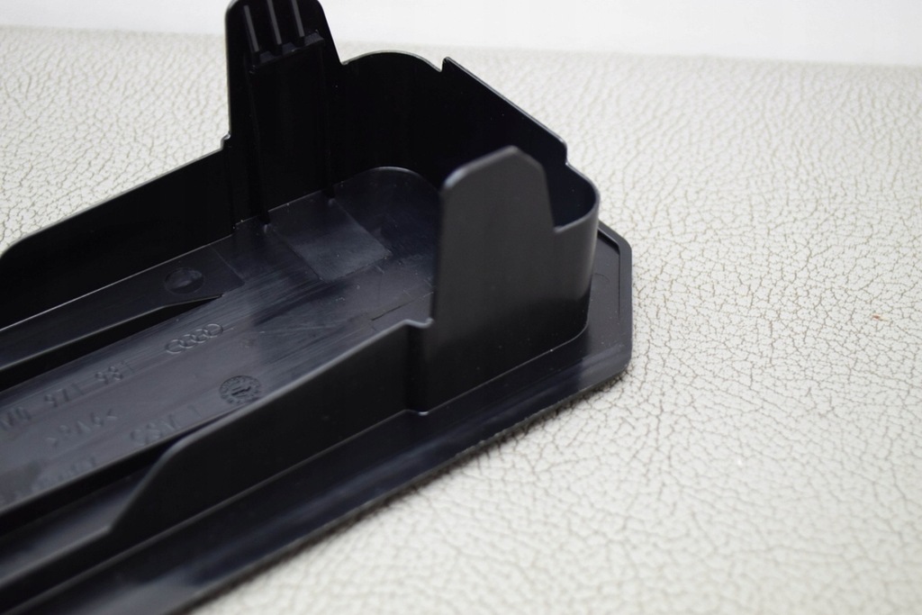 фото №8, Элементы сиденье audi q5 fy 4m0971981 2017