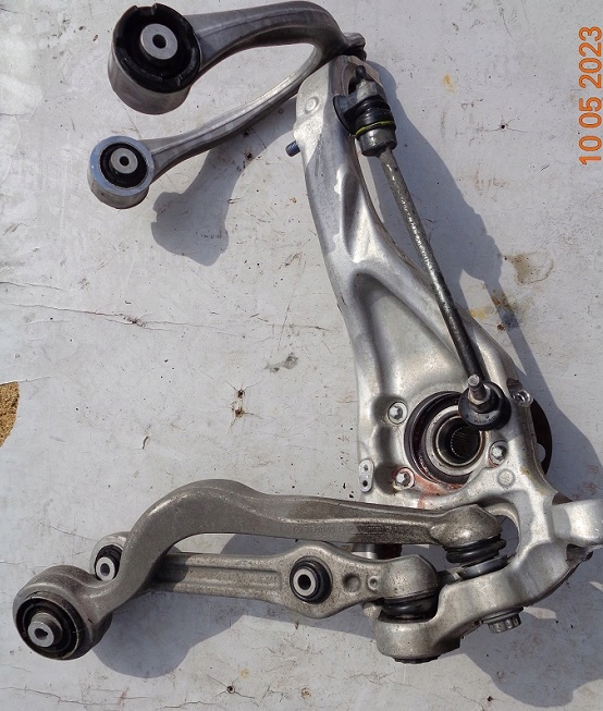 фото №1, Поворотный кулак рычаг mercedes glc amg w253 комплект