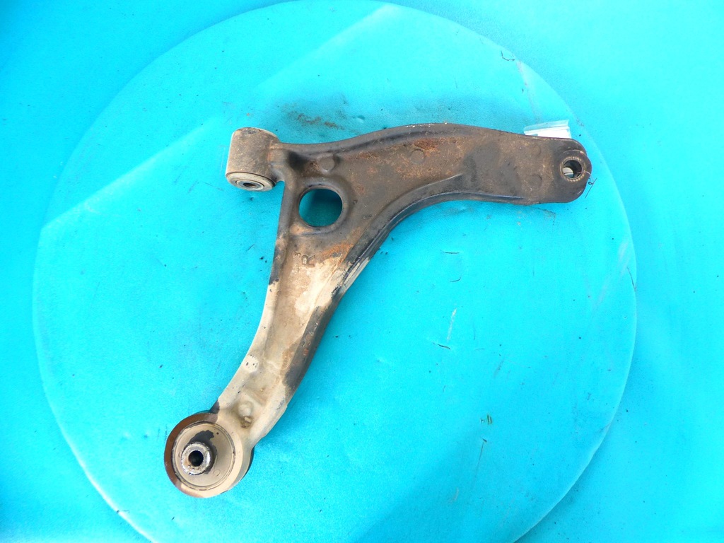 фото №1, Рычаг перед правый master iii 10-19