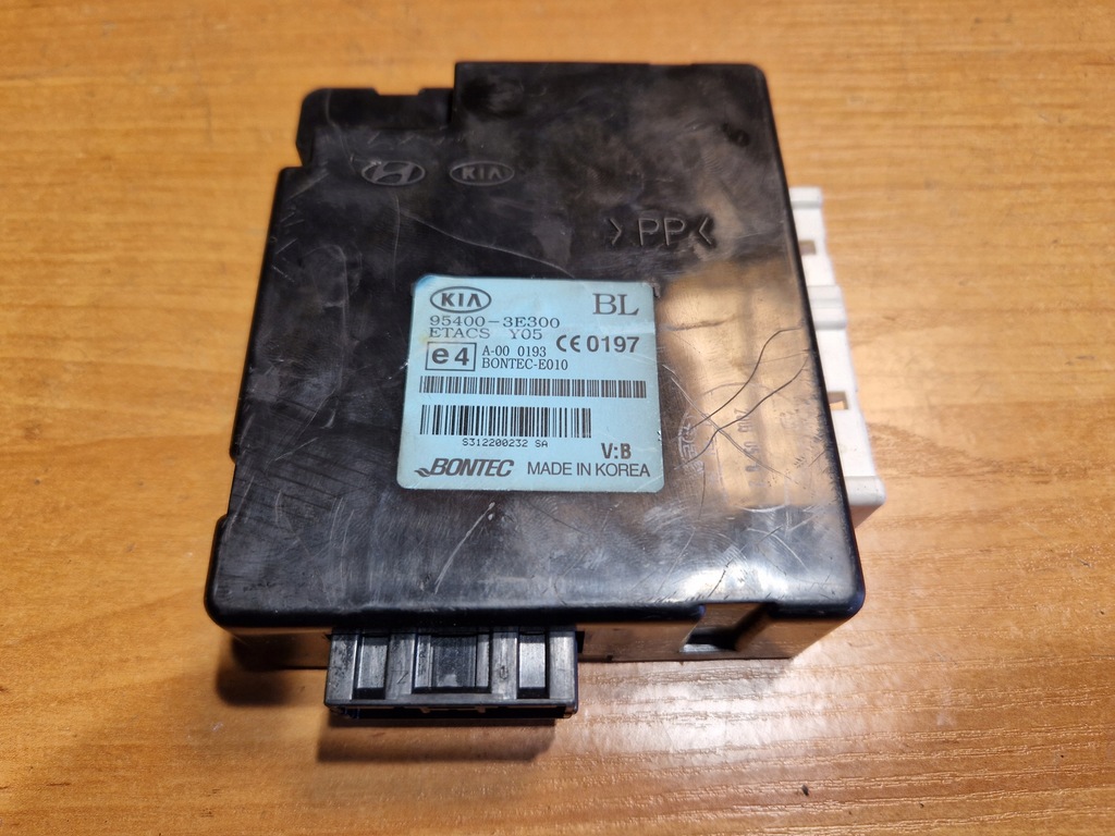 фото №1, Kia sorento i блок управления модуль комфорта 95400-3e300