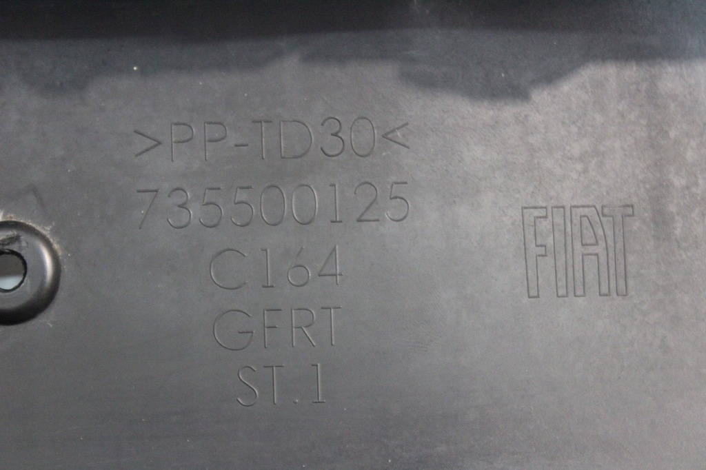 фото №9, Решётка средняя бампер перед fiat punto evo 735500125