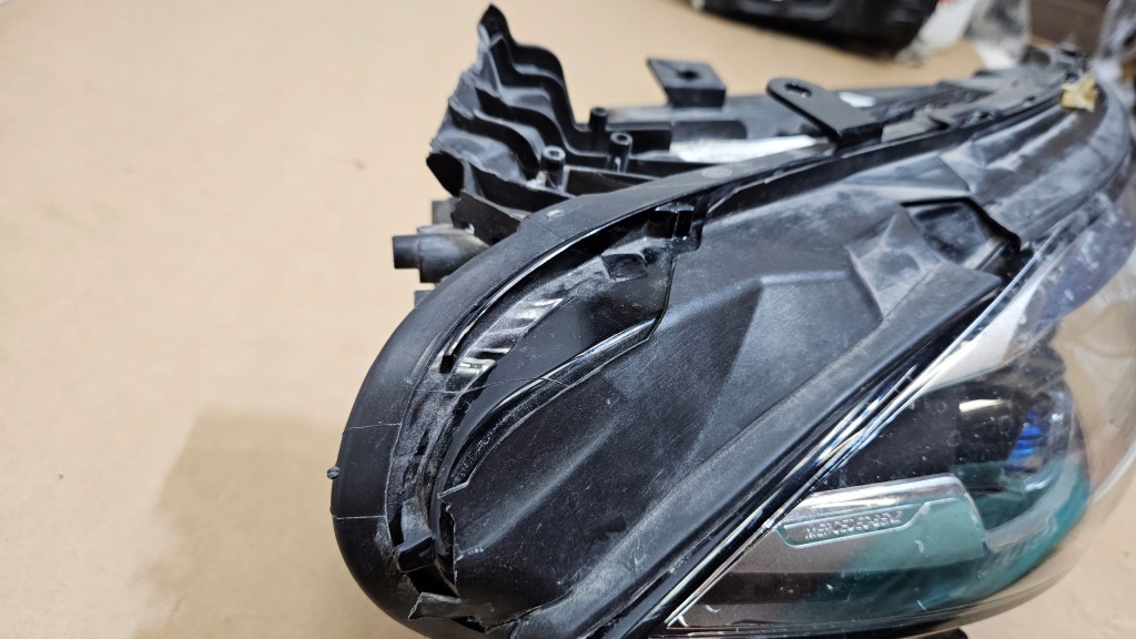 Фара перед правая mercedes cls a257 full led в Украине