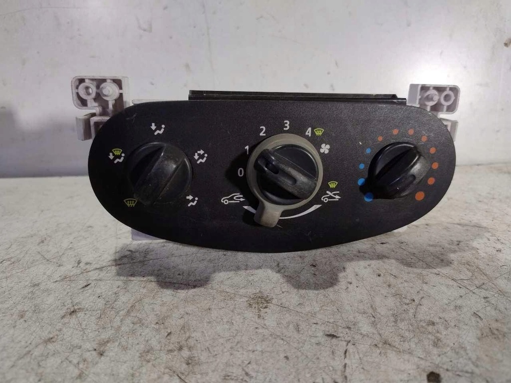 фото №1, Панель обдув dacia sandero t1001640a