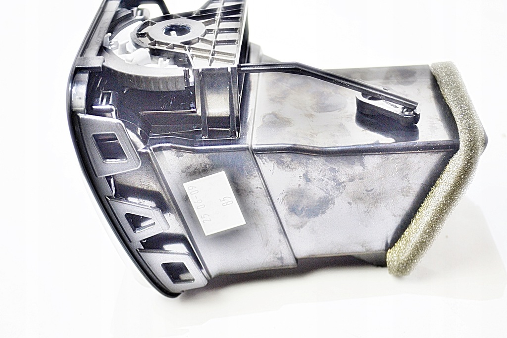 фото №11, Scirocco eos правая решётка консоли 1q0819704k nowa