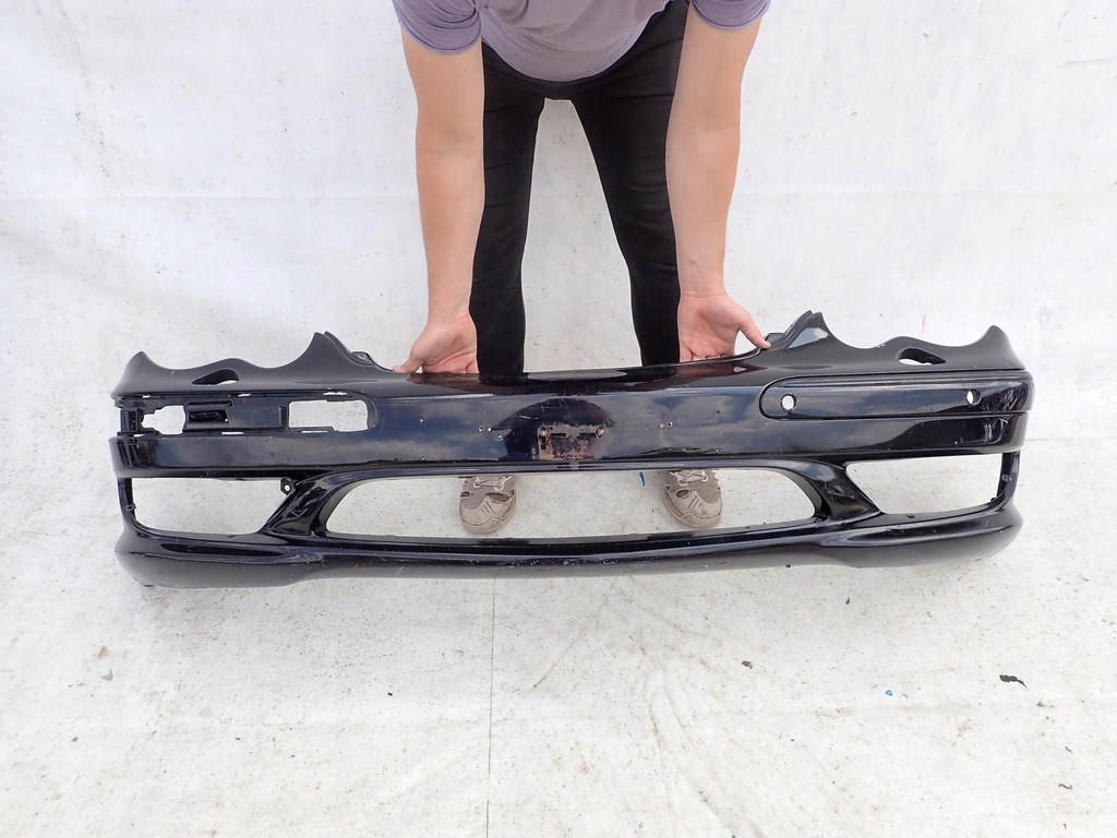 фото №1, Mercedes c-klasa w203 amg 00-07 бампер перед