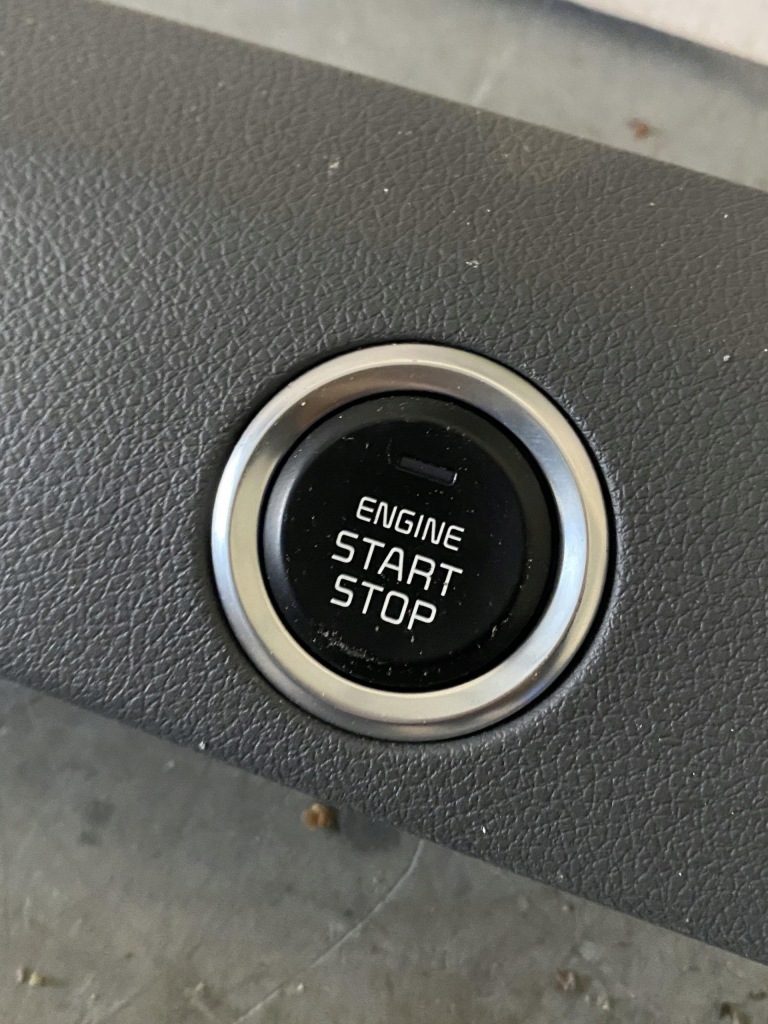 фото №1, Kia кнопка запуск стоп 95430-g5700