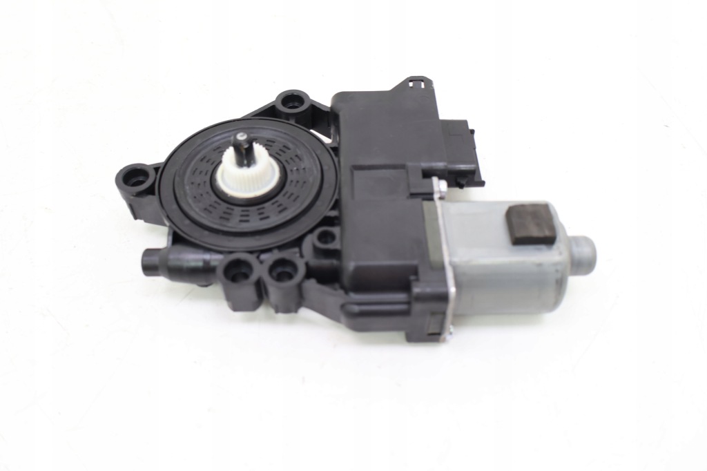 Kia proceed iii моторчик стекло левый задний  1137329020 в Украине