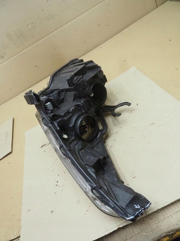 фото №13, Лампа правый перед peugeot 3008 9682519080