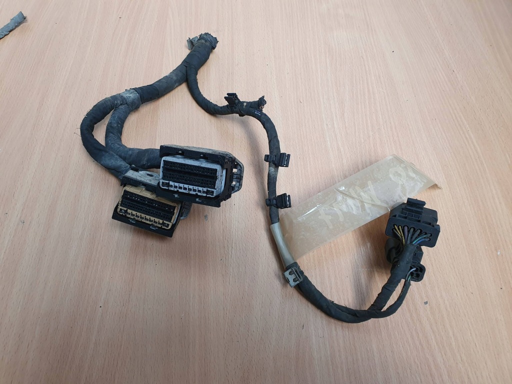 Instalacia джгут колодка штекер комп'ютер mercedes vito w447 1.7 cdi 21r Недорого