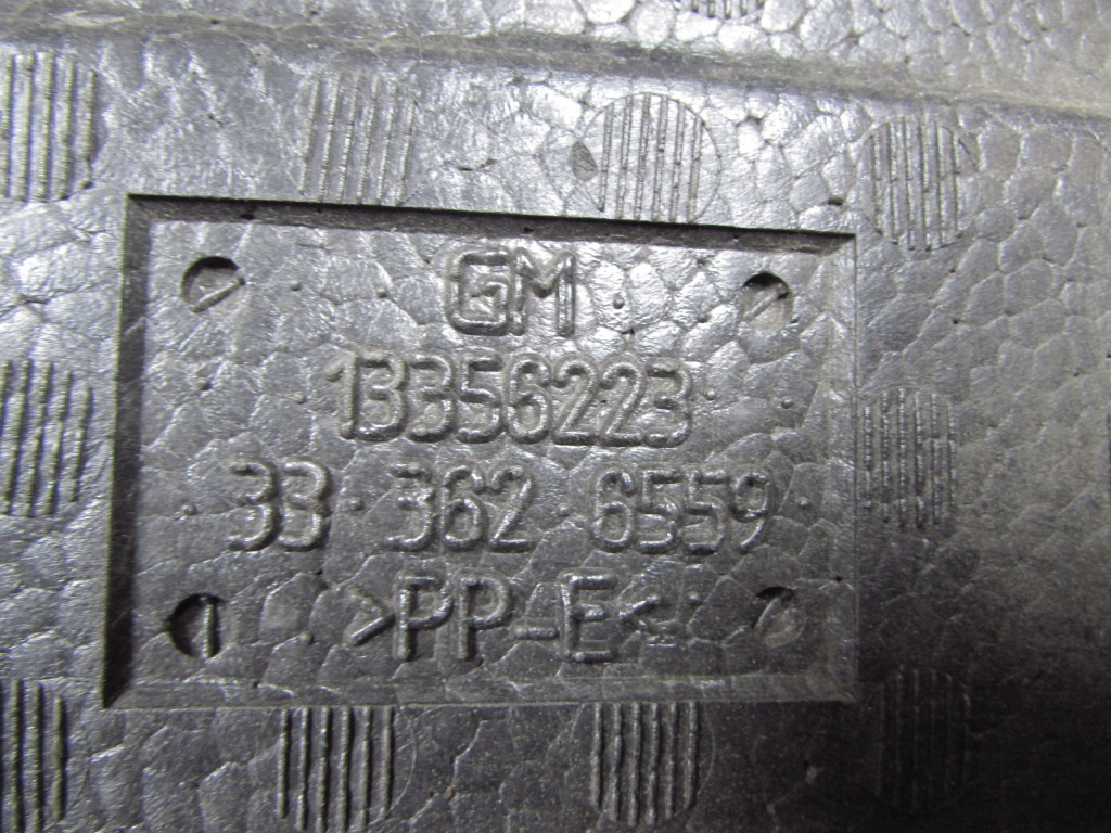 Opel adam вушко вкладиш колеса запасного 13356223 в Україні