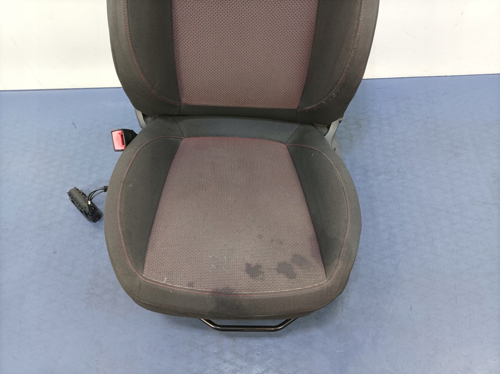 фото №1, Opel corsa d 3d сиденье водителя.