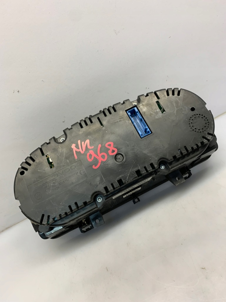 фото №8, Счетчик приборы vag vw touran 1t0920875n