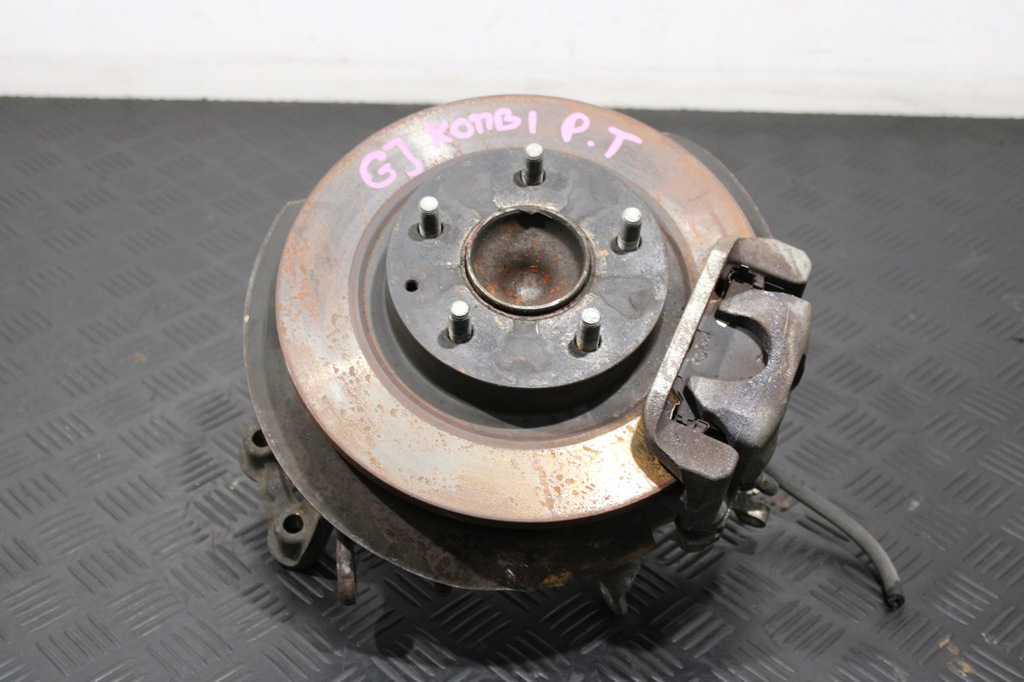 фото №1, Поворотный кулак правый задняя mazda 6 gj