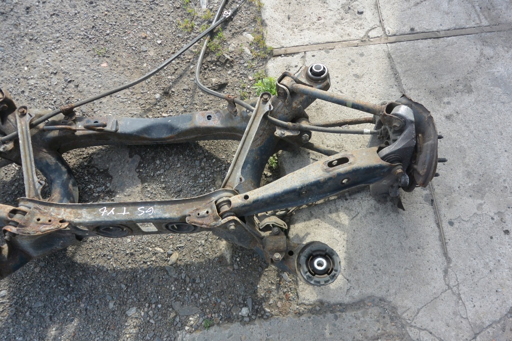 фото №5, Подрамник подрамник балка поворотный кулак ступица задняя kpl 3.5 v6 lexus gs iii 450h mk3