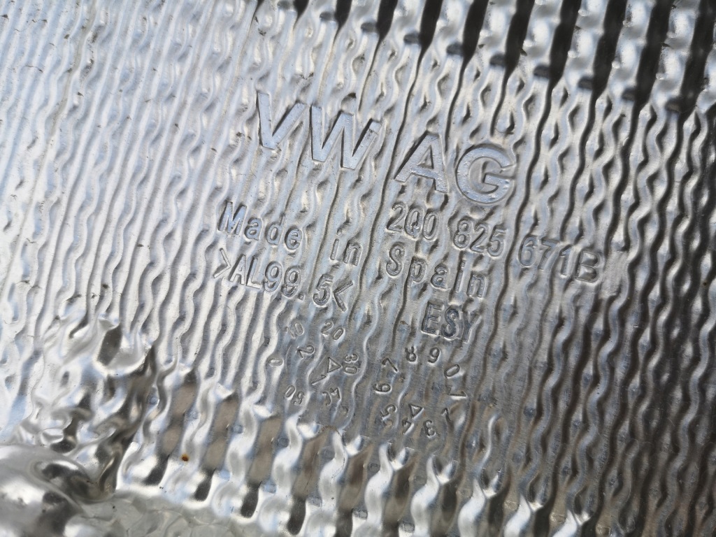 фото №6, Vw golf viii защита тепловая 2q0825671b