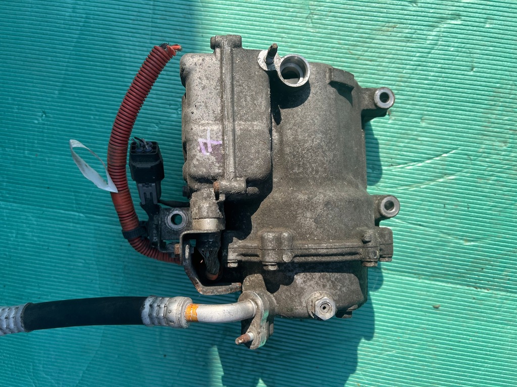 фото №1, Компресор кондиціонера mitsubishi гібрид 7813a378