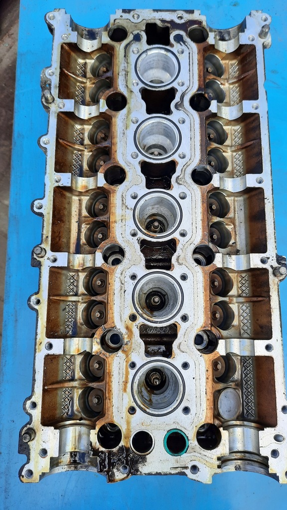 фото №14, Volvo c30 s40 v50 2.4b головка 8642289 003