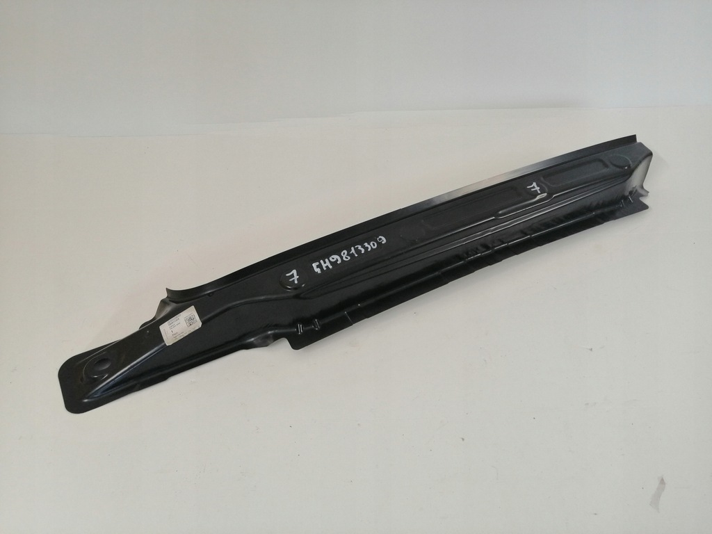 фото №1, Pas задній 5h9813309 vw golf viii kombi