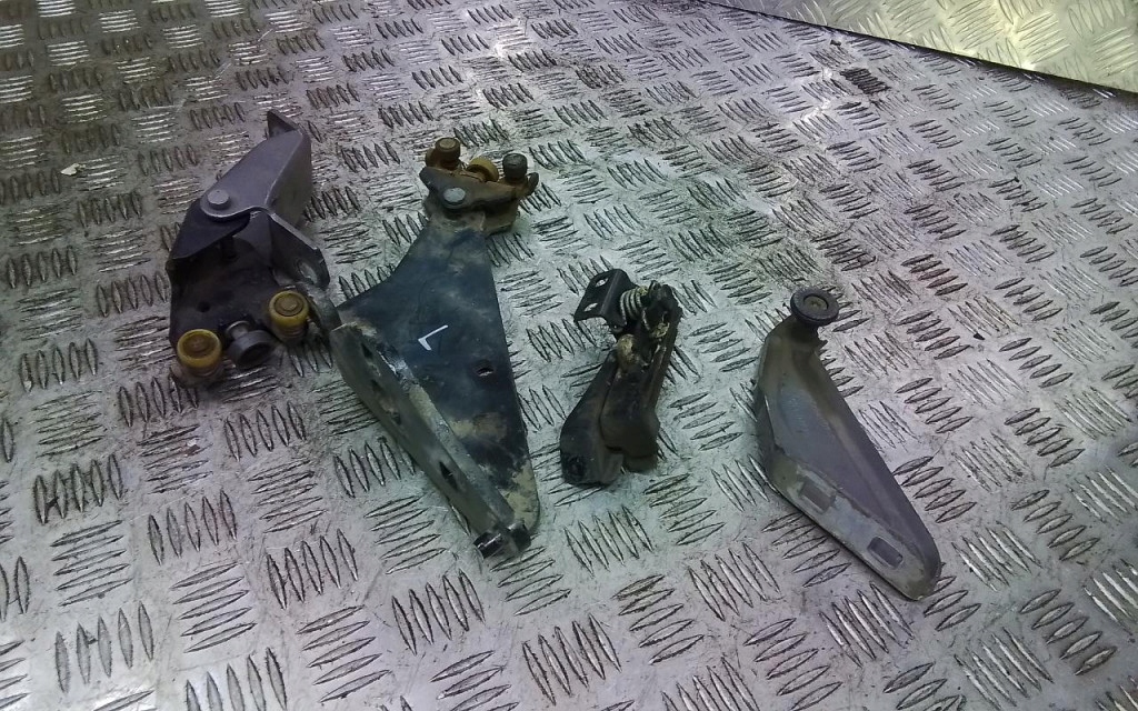 фото №3, Renault kangoo ii ролик дверь раздвижных левая kpl