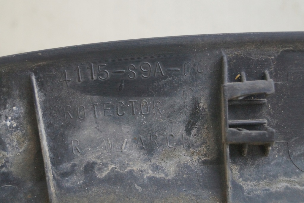 фото №11, Молдинг крыла правый перед honda crv ii 74115-s9a