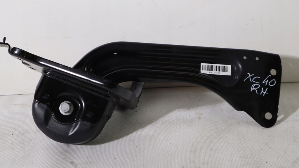 фото №6, Volvo xc40 1.5 t2 рычаг правый задняя 32221936, 32221323