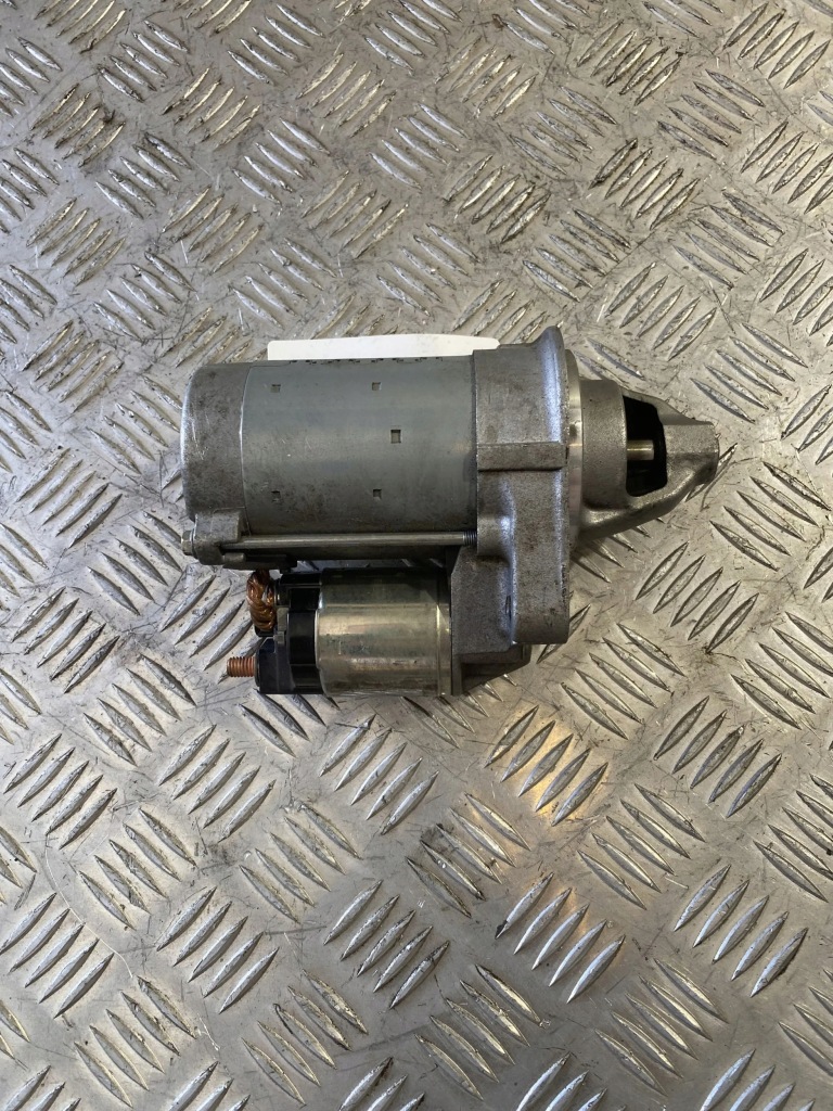 Lexus is 3 xe30 стартер 2810031071 Ціна