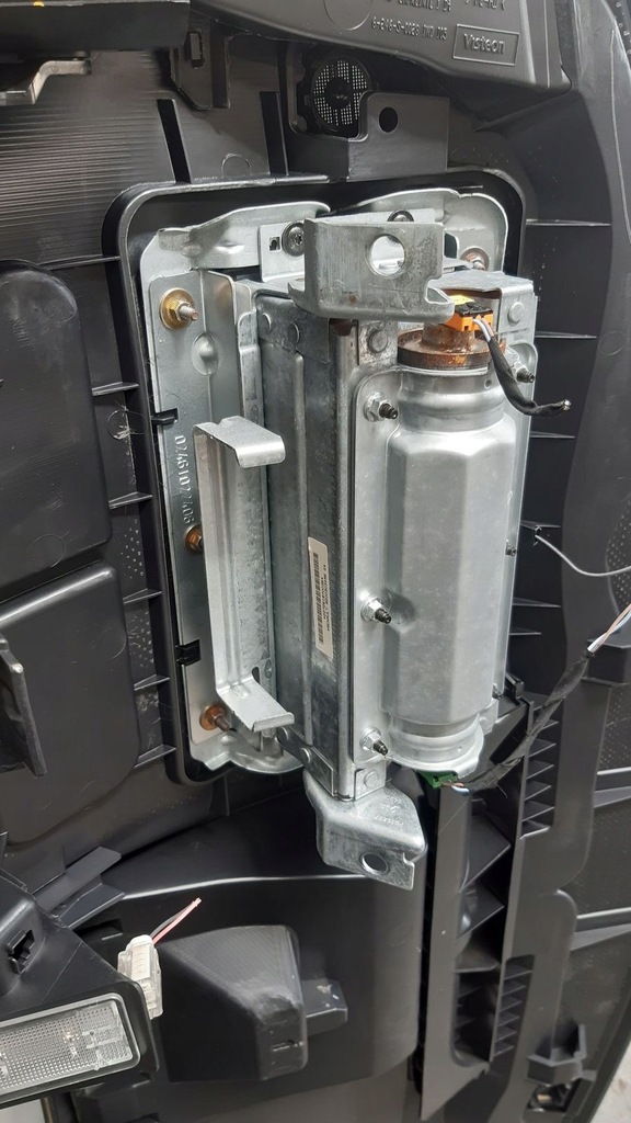 фото №9, Приборная панель консоль подушки безопасности renault clio 3 iii 3d 1,2 16v