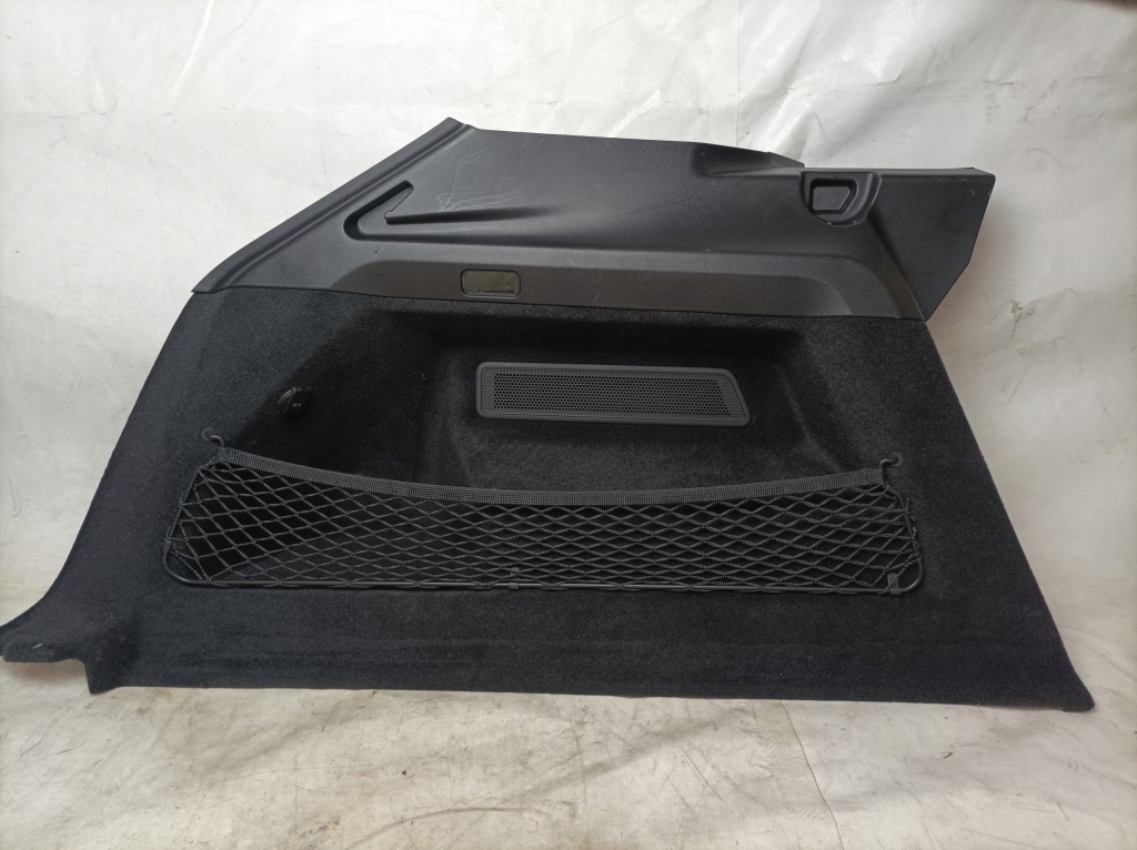 фото №1, Porsche cayenne 18- обшивка czarnyusa