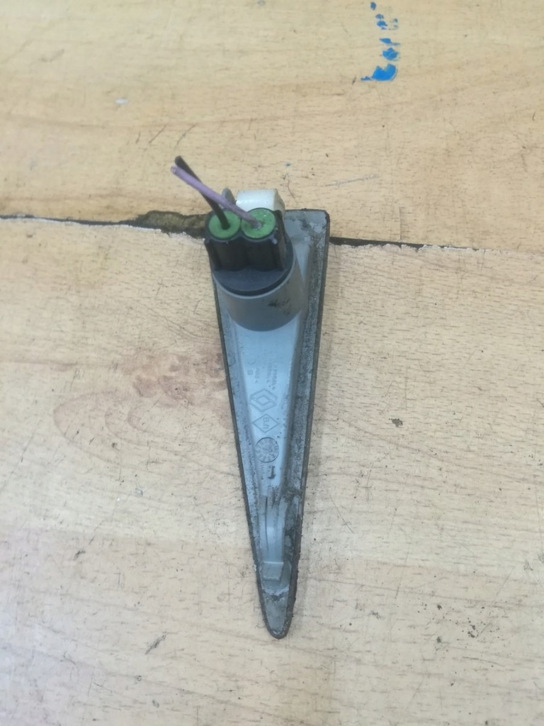 фото №6, Поворотник крыла левый renault espace iv scenic ii