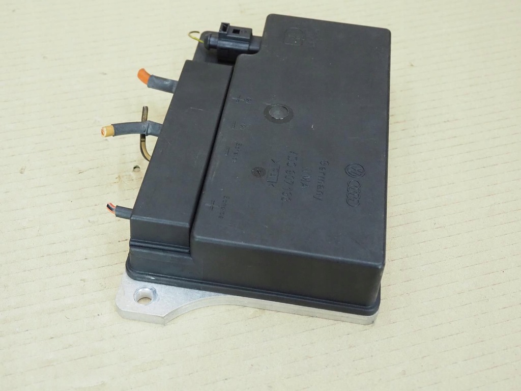 фото №10, Audi a8 d2 модуль блок керування скло 4d0907133