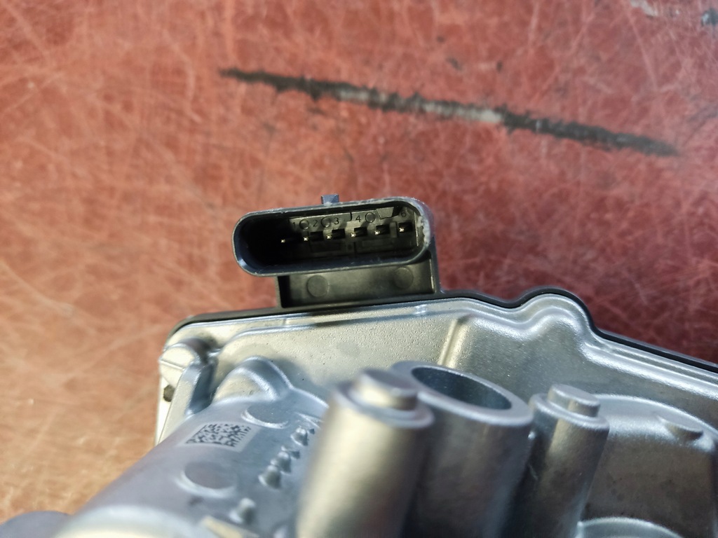 фото №8, Дросельна заслінка повітря bmw x5 x6 9857189 nowa